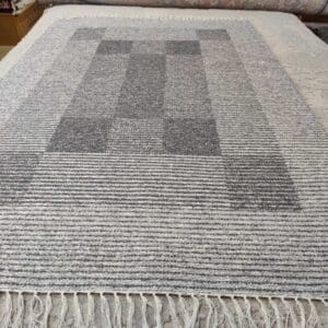 Kotimainen Salonki puuvillamatto, harmaa