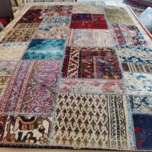 KÄSINSOLMITTU VINTAGE PATCWORK