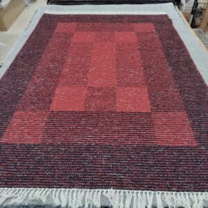 Kotimainen Salonki puuvillamatto, puna-musta