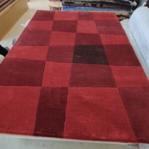 Romb käsinsolmittu villamatto, punainen