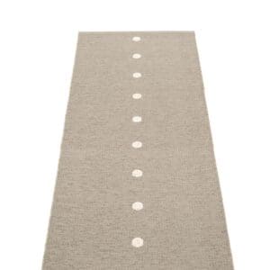 Peg, Dark linen