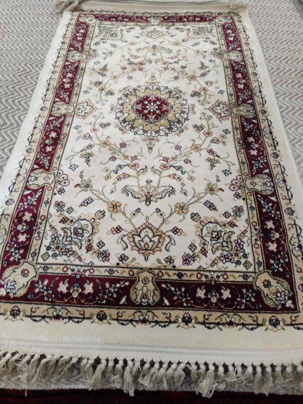 Beluchi viskoosimatto  65x110 cm