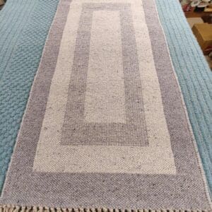 Kotimainen villamatto, siniharmaa