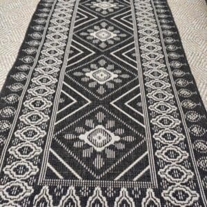 Usva kääntömatto, musta/valkoinen