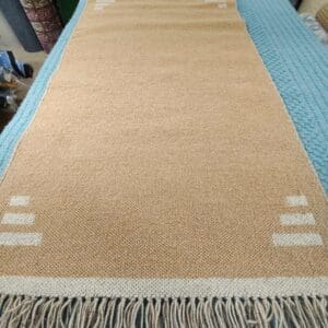 Kotimainen villamatto, vaalea oranssi