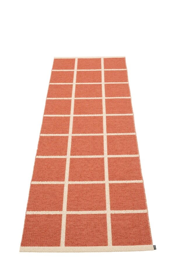 Criss, Brick