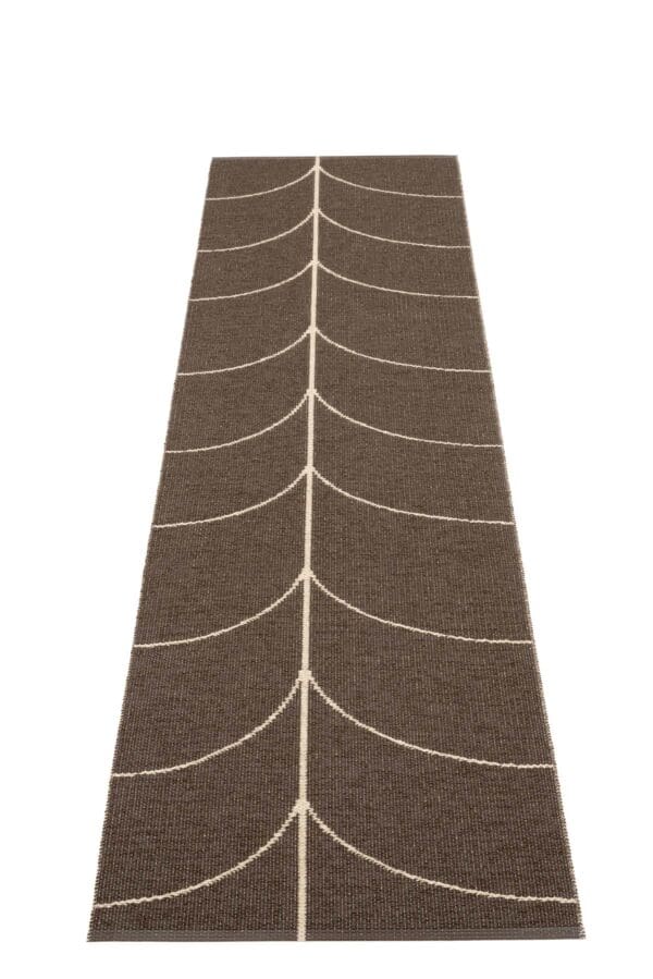 Leif, dark brown
