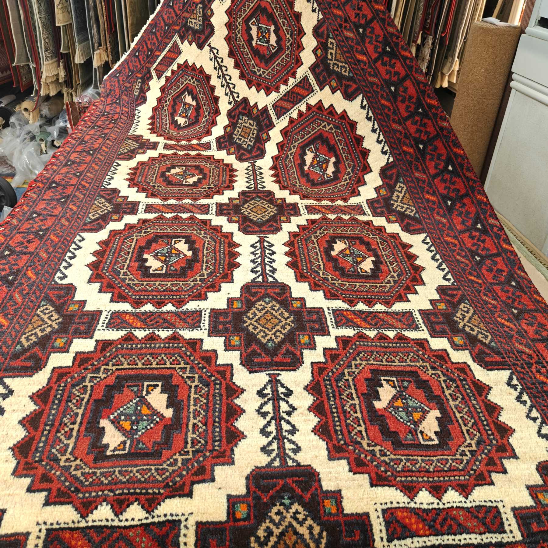 Käsinsolmittu iranilainen villamatto, Balutch - Image 3