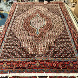 Käsinsolmittu villamatto, Seneh