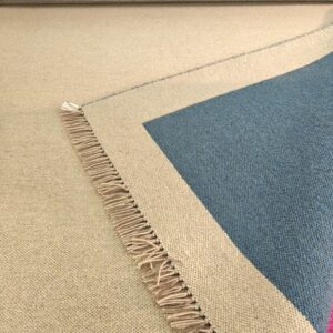 Kotimainen villamatto, valko/sininen