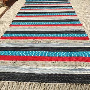 Kotimainen Mökki trikookudematto, monivärinen