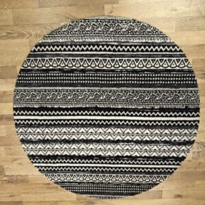 Birgitta pyöreä 100 cm, musta-valkoinen