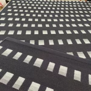 Kotimainen puuvillamatto Ruutu, musta/valkoinen