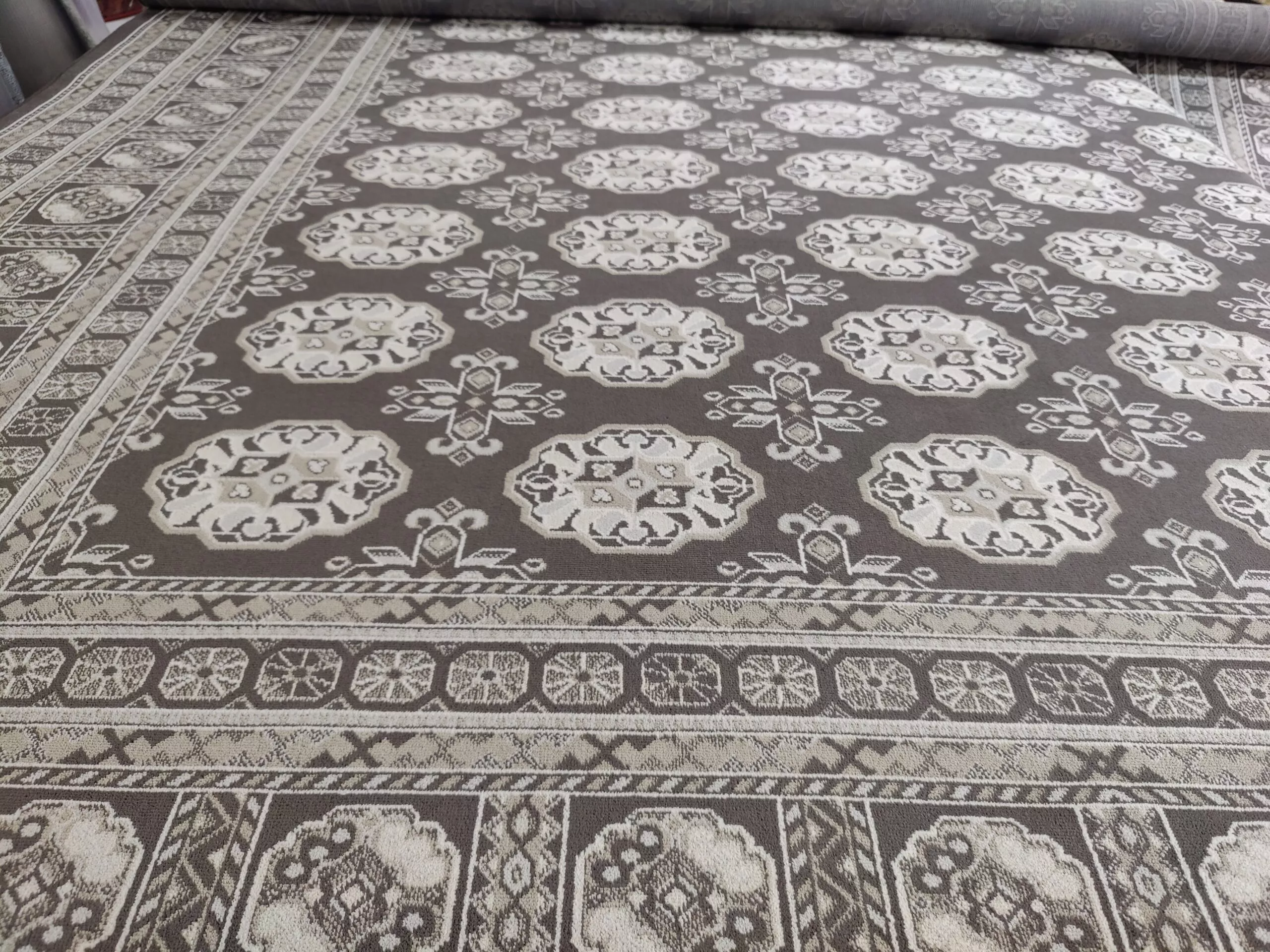 Royal Palace viskoosimatto, harmaa buhara - Image 3