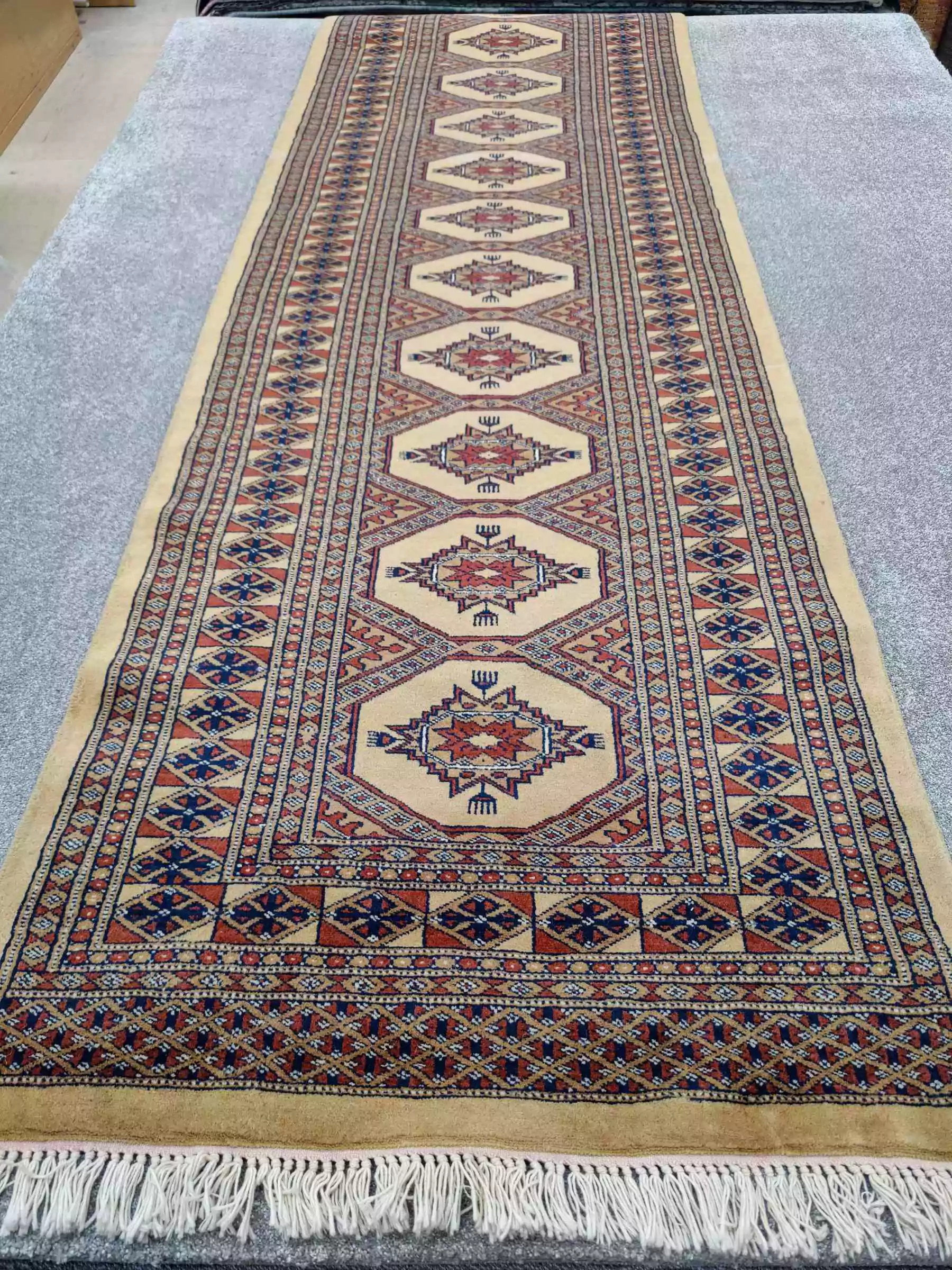 Käsinsolmittu Pakistan villamatto, beige/ruskea