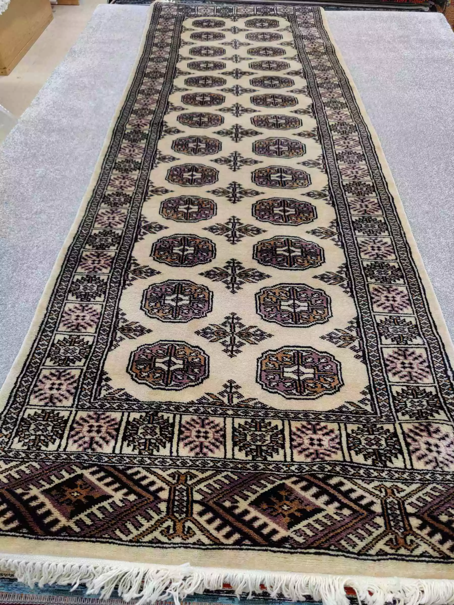 Käsinsolmittu Pakistan villamatto, beige