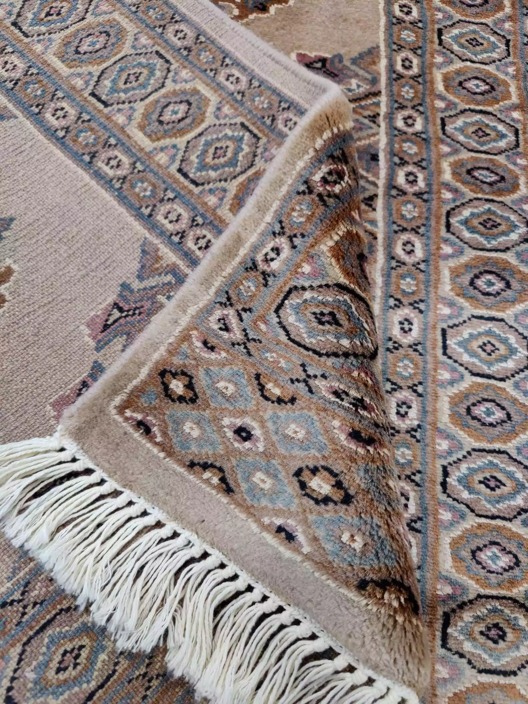 Käsinsolmittu Pakistan villamatto, beige - Image 2