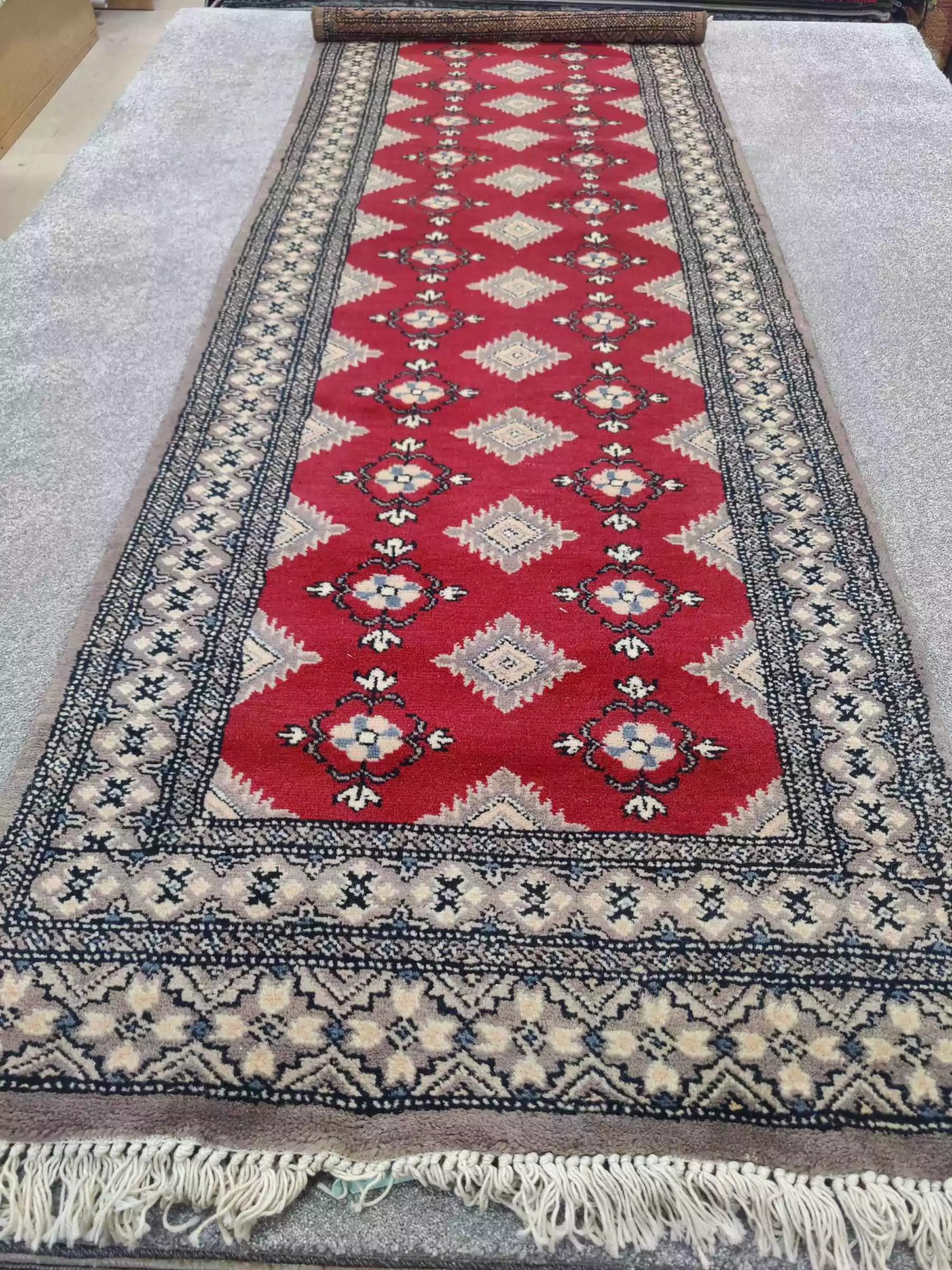 Käsinsolmittu Pakistan villamatto, punainen