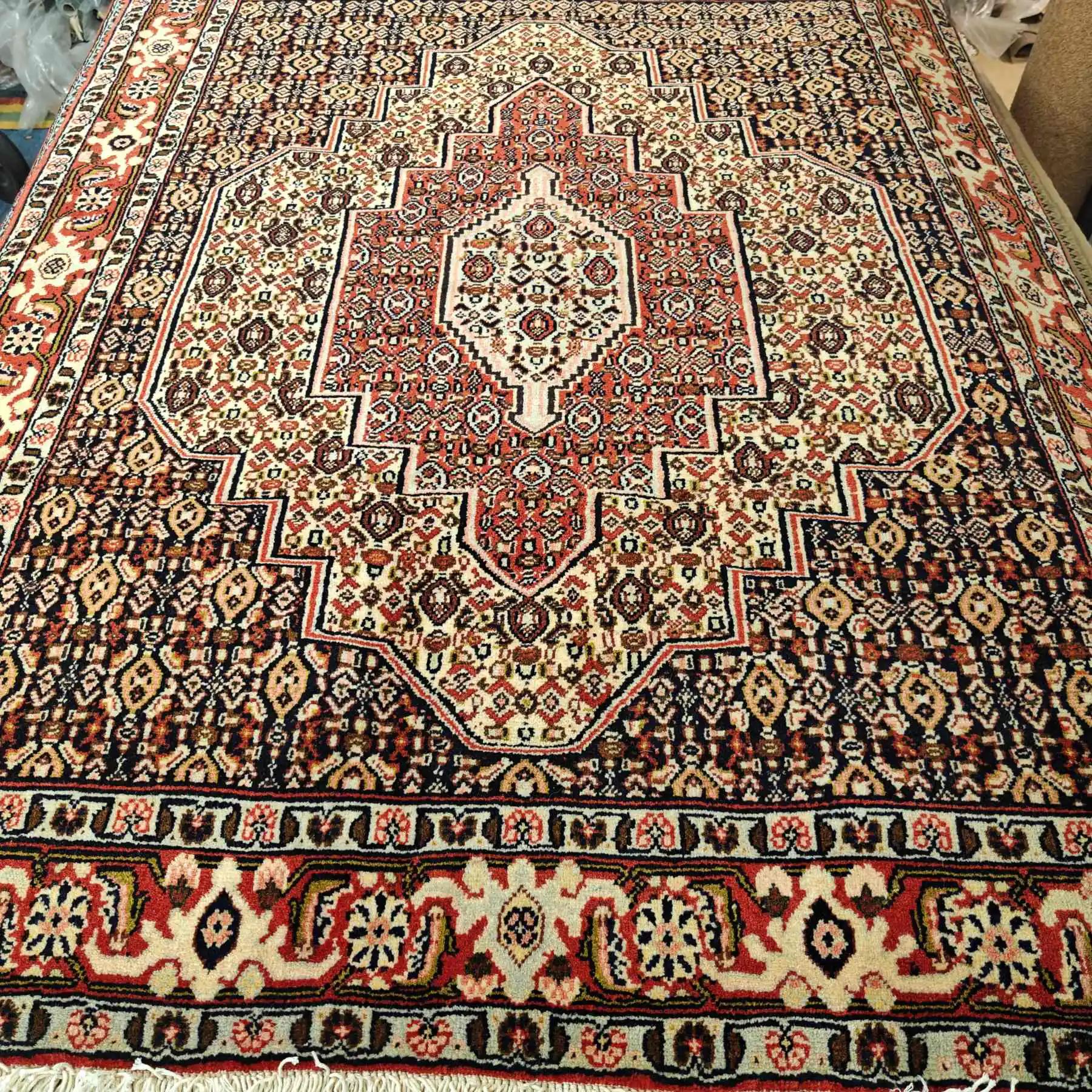 Käsinsolmittu villamatto, Seneh - Image 2