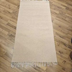Kotimainen puuvillamatto, beige